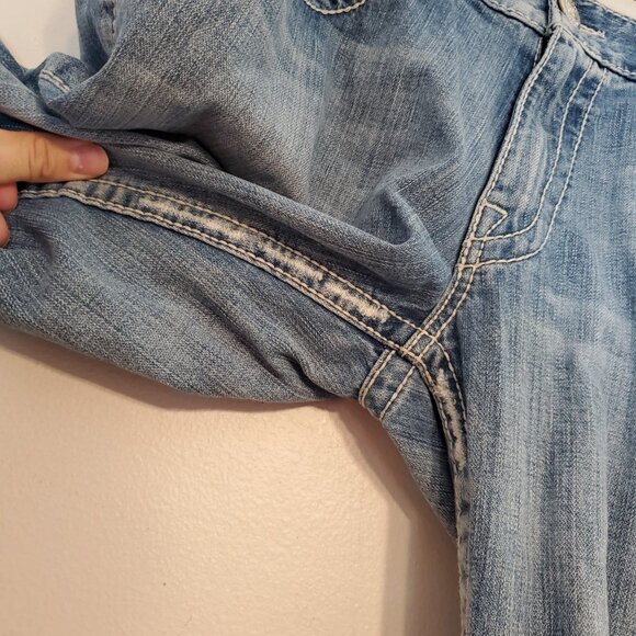 NOT FOR SALE Poshmark will Restrict Sellers Accounts If We Delete Too Many Items - Picture 9 of 9